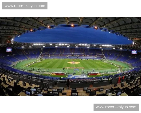 华沙莱吉亚vs.萨维斯沙：一场在足球圣殿燃烧的荣耀之火